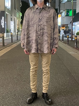 「surt（サート）のアイテム（チノパンツ）」を使った、souyaさん（メンズ・172cm）の秋コーディネート