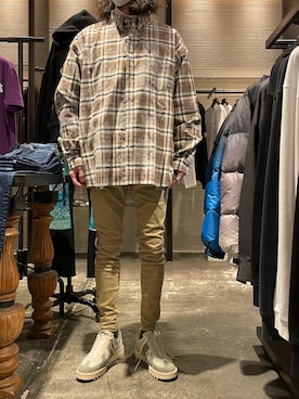 「surt（サート）のアイテム（チノパンツ）」を使った、souyaさん（メンズ・172cm）の冬コーディネート