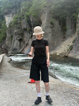 「アイテム（帽子）」を使った、nichikaさん（レディース・172cm）の秋コーディネート