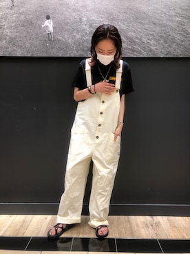 「AVIREX（アヴィレックス）のアイテム（サロペット/オーバーオール）」を使った、Reiさん（レディース・156cm）の夏コーディネート