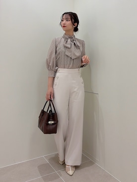 「NATURAL BEAUTY BASIC（ナチュラルビューティーベーシック）のアイテム（シャツ/ブラウス）」を使った、misakiさん（レディース・160cm）の秋コーディネート