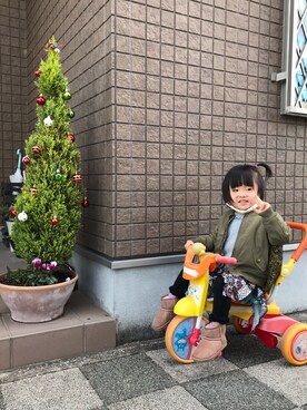 「Daddy Oh Daddy（ダディーオーダディー）のアイテム」を使った、kikiさん（キッズ・80cm）の秋コーディネート