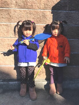 「アイテム（ナイロンジャケット、オレンジ系）」を使った、kikiさん（キッズ・80cm）の秋コーディネート