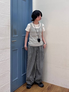 「LOWRYS FARM（ローリーズファーム）のフライスチビＴＥＥ 637055（Tシャツ/カットソー、ホワイト系）」を使った、ぴんさん（レディース・161cm）の夏コーディネート
