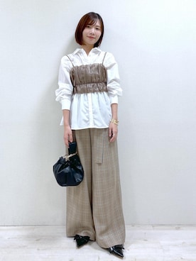 「アイテム（パンプス）」を使った、J U R Iさん（レディース・160cm・30代）の秋コーディネート