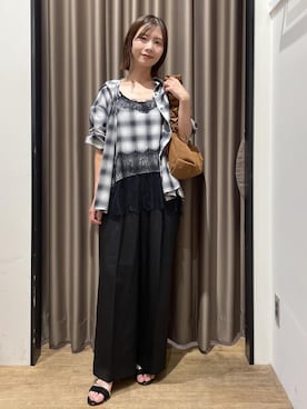 「VIS（ビス）のアイテム（パンツ）」を使った、J U R Iさん（レディース・160cm）の夏コーディネート