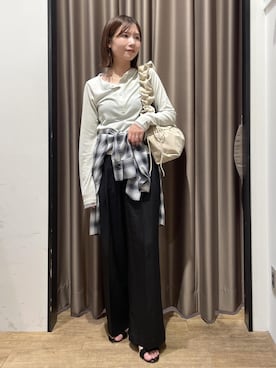 「VIS（ビス）のアイテム（パンツ）」を使った、J U R Iさん（レディース・160cm）の夏コーディネート