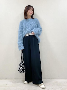 「アイテム（スラックス）」を使った、J U R Iさん（レディース・160cm）の冬コーディネート