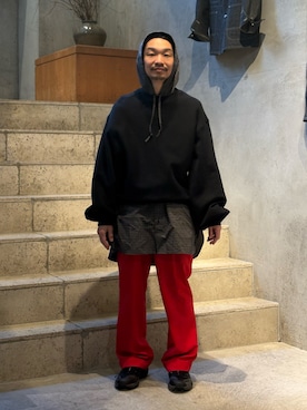 「Toironier（トワロニエ）のToironier/トワロニエ/PLANE SWEAT SHIRTS（スウェット、ブラック系）」を使った、武士俣  淳(GARDEN 渋谷)さん（メンズ・163cm）の冬コーディネート