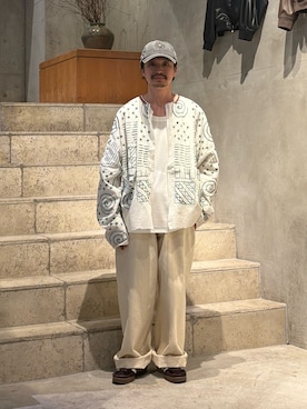 「Toironier（トワロニエ）のToironier/トワロニエ/5Pocket Denim Pants（デニムパンツ、ベージュ系）」を使った、武士俣  淳(GARDEN 渋谷)さん（メンズ・163cm）の春コーディネート