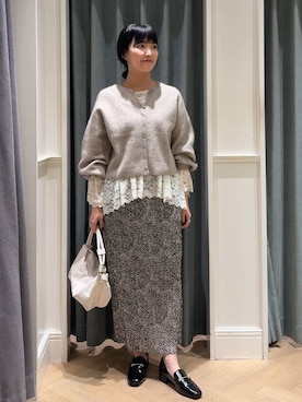 「A part by（アパートバイ）のレースギャザープルオーバー_長袖（Tシャツ/カットソー、ベージュ系）」を使った、あんずさん（レディース・163cm）の秋コーディネート