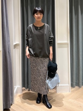 「A part by（アパートバイ）のソフトカーブバッグ（ショルダーバッグ、ブルー系）」を使った、あんずさん（レディース・163cm）の秋コーディネート