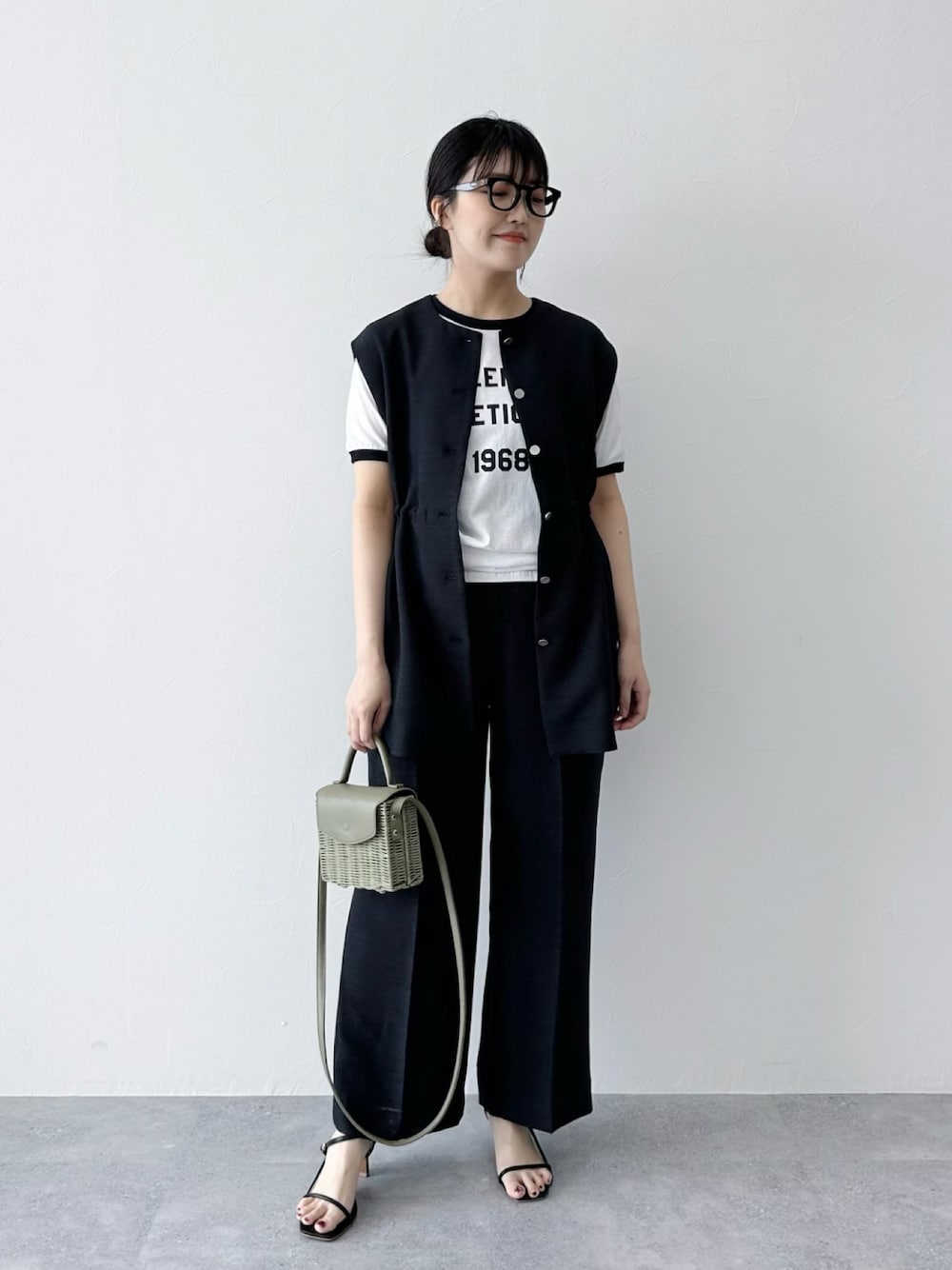 あんず(apart by lowrys 本部)｜apart by lowrysのTシャツカットソーを使ったコーディネート - WEAR