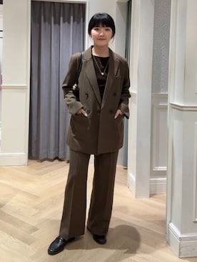 「A part by（アパートバイ）のギャザーコインローファー（ローファー、ブラック系）」を使った、あんずさん（レディース・163cm）の秋コーディネート