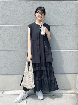 「アパートバイローリーズ」｜「アイテム（スニーカー）」を使った、あんずさん（レディース・162cm）の春コーディネート