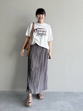 「FOREVER 21（フォーエバー トゥエンティーワン）のアイテム（Tシャツ/カットソー）」を使った、あんずさん（レディース・163cm）の夏コーディネート