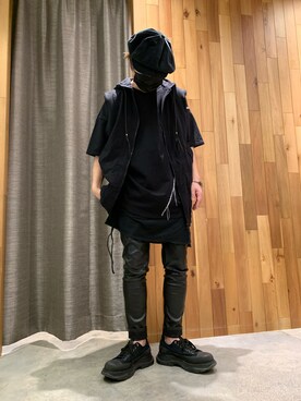 「KMRii（ケムリ）のアイテム（トップス）」を使った、shinozaki daigaさん（メンズ・178cm）の冬コーディネート