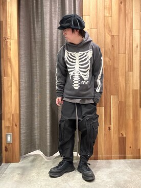 「ROYAL FLASH（ロイヤルフラッシュ）のアイテム（パーカー）」を使った、shinozaki daigaさん（メンズ・178cm）の春コーディネート