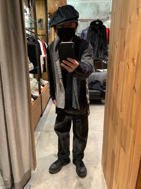 「ISAMU KATAYAMA BACKLASH（イサムカタヤマバックラッシュ）のアイテム（デニムパンツ）」を使った、shinozaki daigaさん（メンズ・178cm）の冬コーディネート