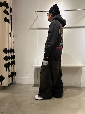 「ROYAL FLASH（ロイヤルフラッシュ）のアイテム（パーカー）」を使った、shinozaki daigaさん（メンズ・178cm）の冬コーディネート