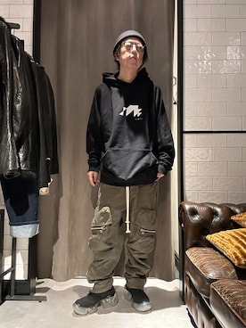 「ROYAL FLASH（ロイヤルフラッシュ）のアイテム（パーカー）」を使った、shinozaki daigaさん（メンズ・178cm）の夏コーディネート