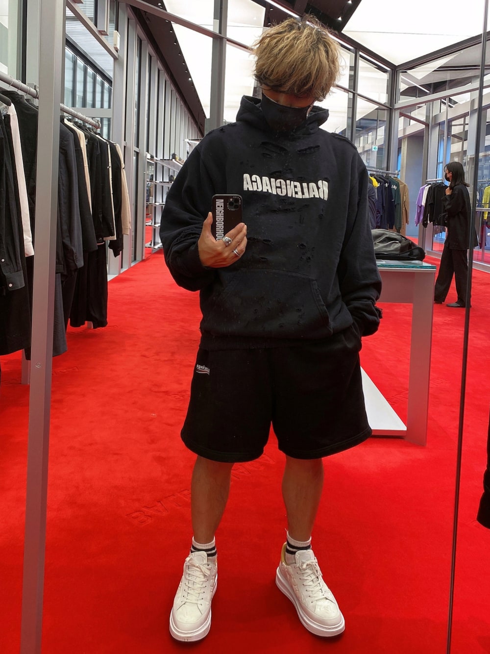 Deco｜BALENCIAGAのパーカーを使ったコーディネート - WEAR