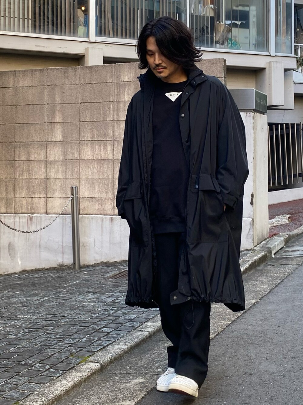PRADAのスウェット（ブラック系）を使った人気ファッション