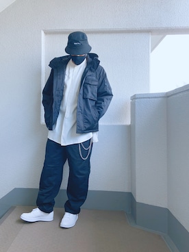 「Lazar（ラザル）のアイテム（財布/小物）」を使った、御北トモヤさん（メンズ・175cm）の冬コーディネート