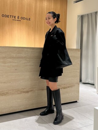 ODETTE É ODILE ブラックミッドカットブーツ 吉田 オデット エ オディール スタッフ(オデット エ オディール 新宿店