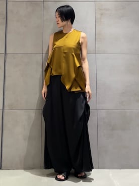 「サテンパンツ」｜「アイテム（その他シューズ）」を使った、IKUEさん（レディース・168cm）の夏コーディネート