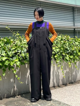 「アイテム（つなぎ/オールインワン）」を使った、IKUEさん（レディース・168cm）の秋コーディネート