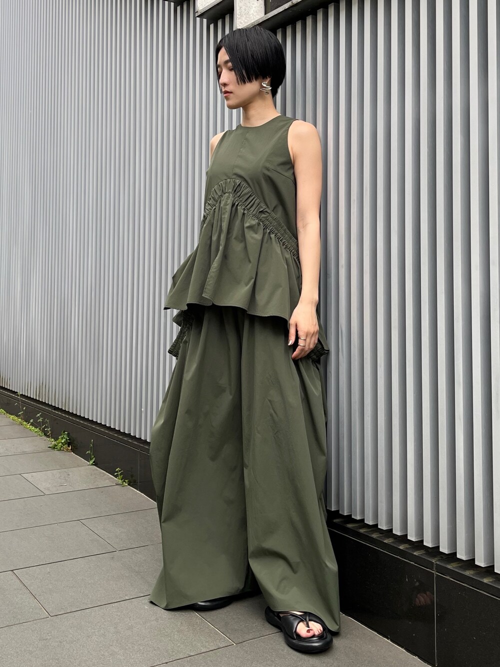UN3D. ROUND GATHER TOP / ラウンドギャザートップ UN3D.（アンスリード）の「ROUND GATHER TOP【セットアップ着用