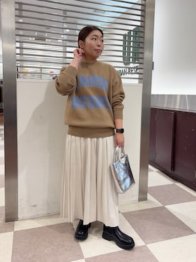 「ITEMS URBANRESEARCH（アイテムズ アーバンリサーチ）のアイテム」を使った、カワバタアイカさん（レディース・156cm）の秋コーディネート