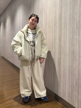 「アイテム（その他アウター、ホワイト系）」を使った、konishirikaさん（レディース・156cm）の秋コーディネート