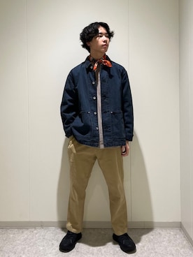 「シップス」｜「アイテム（デニムジャケット）」を使った、黒木さん（メンズ・174cm）の秋コーディネート