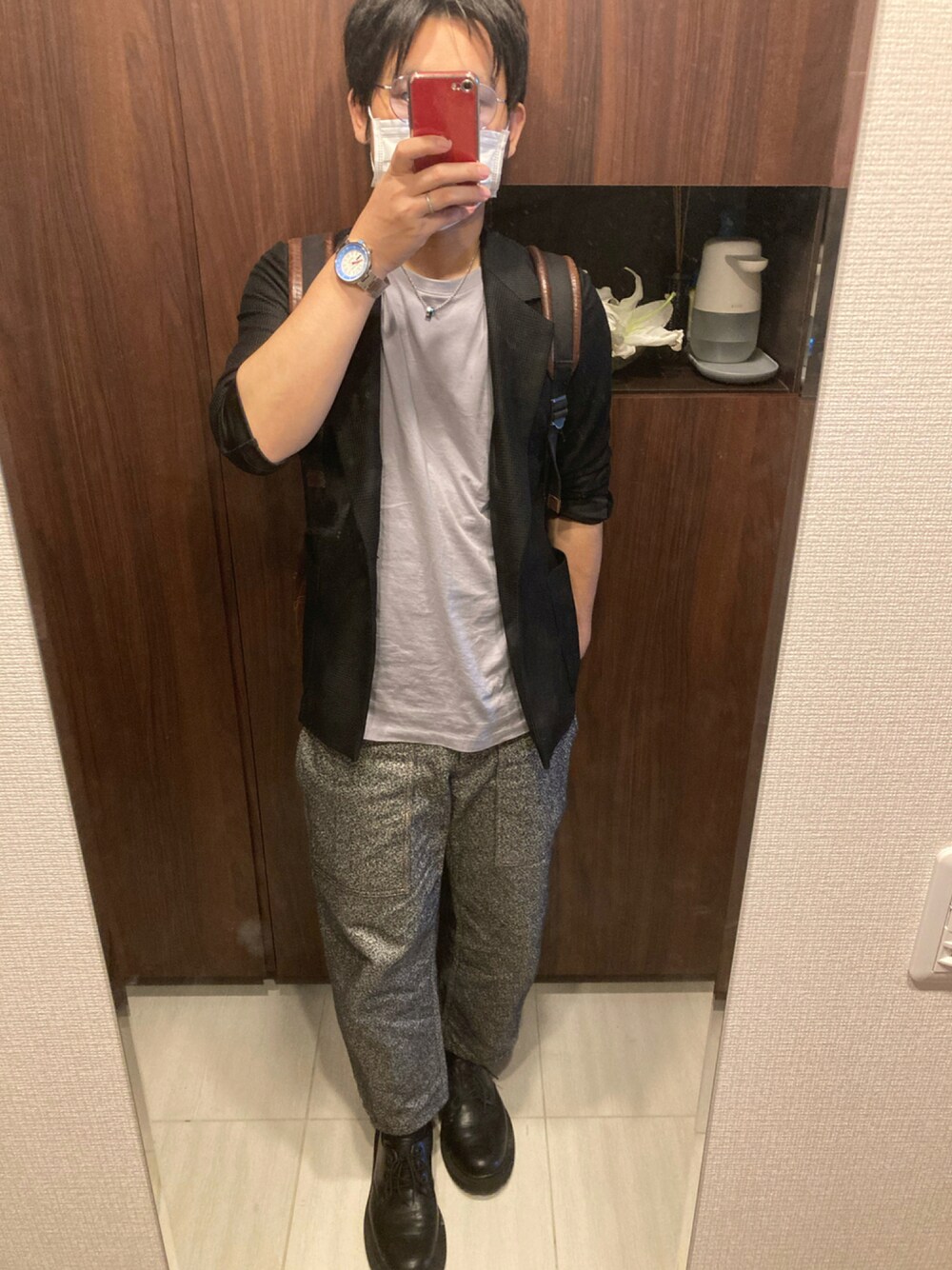 「シンプルコーデ、秋コーデ、ジャケット、きれいめカジュアル、秋のコーデ、UNIQLO、AcneStudios、toricotcommedegarcons、GU、おしゃれさんと繋がりたい」｜「GUのアイテム（ドレスシューズ、ブラック系）」を使った、SHIMさん（メンズ・165cm）の秋コーディネートの1枚目の写真
