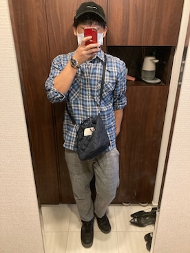 「アイテム（スウェットパンツ）」を使った、SHIMさん（メンズ・165cm）の秋コーディネート