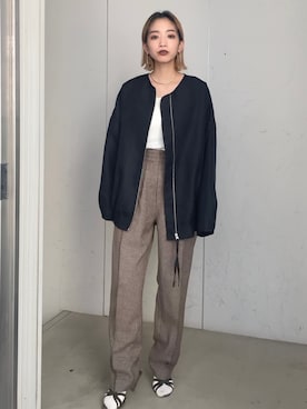 「NOMINE（ノミネ）のアイテム（MA-1）」を使った、ERIさん（レディース・156cm）の秋コーディネート
