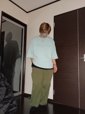 「アイテム（カーゴパンツ）」を使った、tamuramaroさん（メンズ・175cm）の秋コーディネート