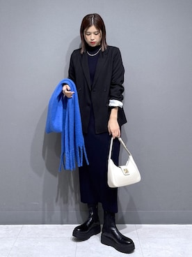 「アイテム（マフラー）」を使った、ayukamiさん（レディース・167cm・30代）の秋コーディネート
