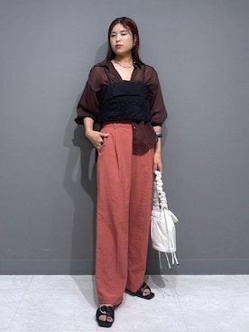 「アイテム（スラックス）」を使った、ayukamiさん（レディース・167cm・30代）の夏コーディネート