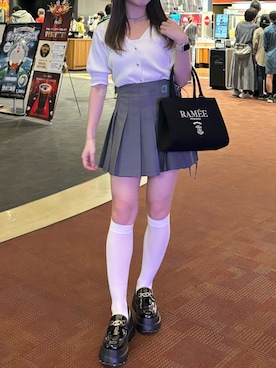 「one after another NICE CLAUP（ワンアフターアナザーナイスクラップ）の【選べるS/Mサイズ】プリーツ巻きスカート（スカート）」を使った、e r iさん（レディース・151cm）の春コーディネート