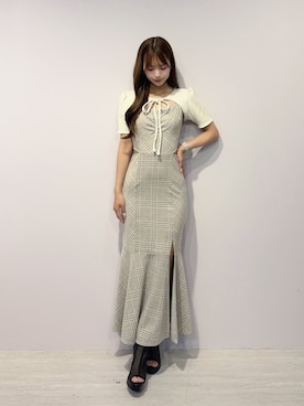 「EATME（イートミー）の2WAYセットチェックキャミワンピース（ワンピース、ホワイト系）」を使った、奈緒さん（レディース・162cm）の春コーディネート