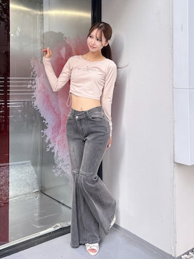 「アイテム（バレッタ/ヘアクリップ）」を使った、奈緒さん（レディース・162cm）の秋コーディネート