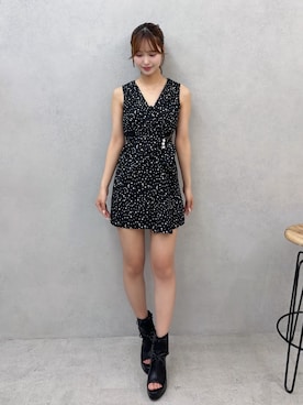 「EATME（イートミー）のテーラードカラーアシンメトリーワンピース（ワンピース、ブラック系）」を使った、奈緒さん（レディース・162cm）の春コーディネート
