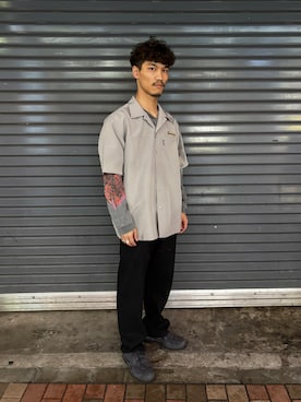 「Gramicci（グラミチ）のアイテム（チノパンツ）」を使った、スバルさん（メンズ・165cm）の春コーディネート