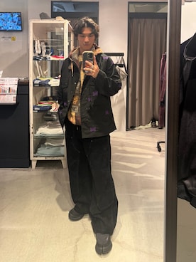 「BEAVER（ビーバー）のB omnivore/ビーオムニボー　FLOCKY DENIM W KNEE PANTS フロッキーデニムダブルニーパンツ（デニムパンツ、ブラック系）」を使った、スバルさん（メンズ・165cm）の秋コーディネート
