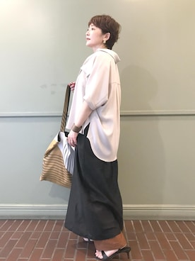 「ROPE'（ロペ）のビスコースリネン スラブスリータックパンツ/【一部セットアップ】可能/洗える（その他パンツ）」を使った、tomoさん（レディース・151cm・40代）の夏コーディネート