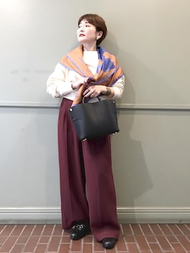 「アイテム（バンダナ/スカーフ）」を使った、tomoさん（レディース・151cm）の秋コーディネート