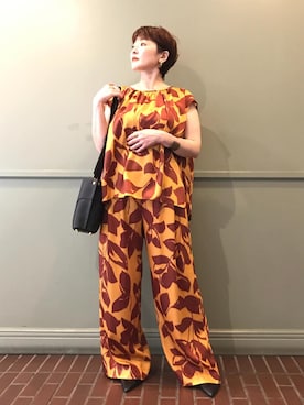「アイテム（ショルダーバッグ）」を使った、tomoさん（レディース・151cm・40代）の夏コーディネート